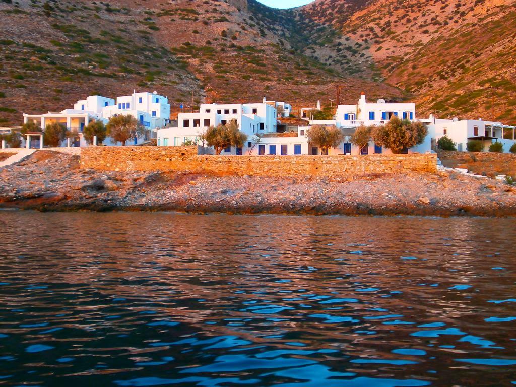 Aglaia Studios Kamares  Luaran gambar