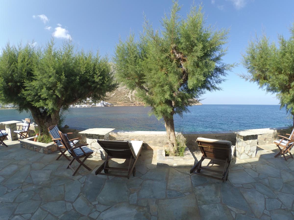 Aglaia Studios Kamares  Luaran gambar